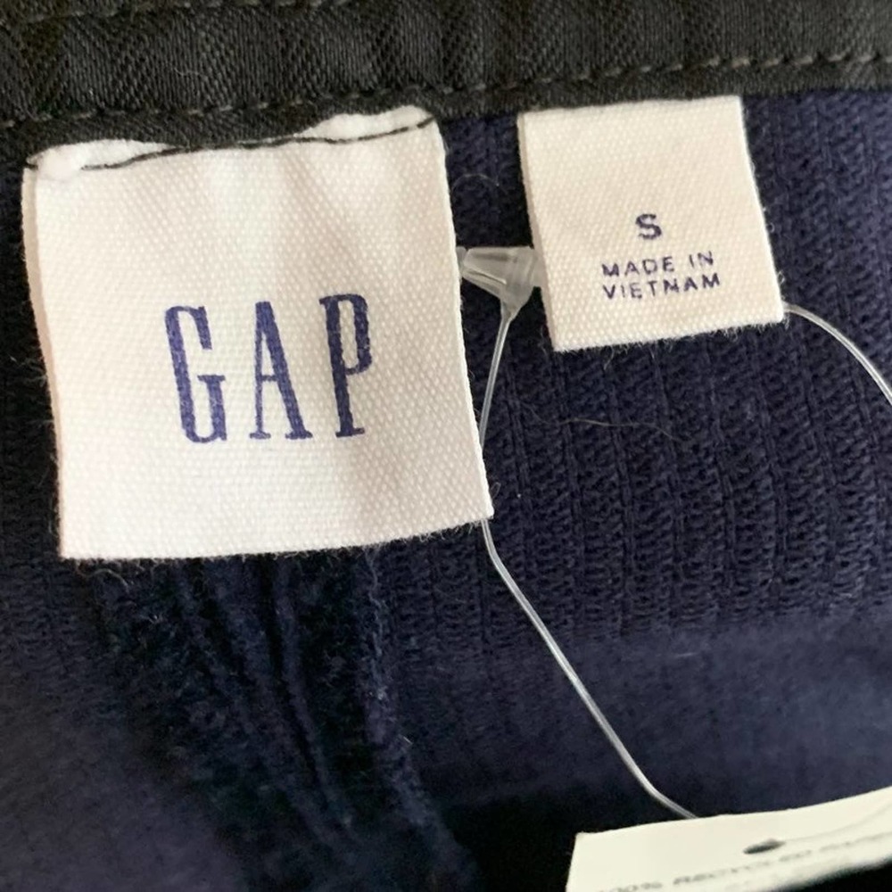 NWT Gap Button Corduroy mini skirt - Picture 3 of 5